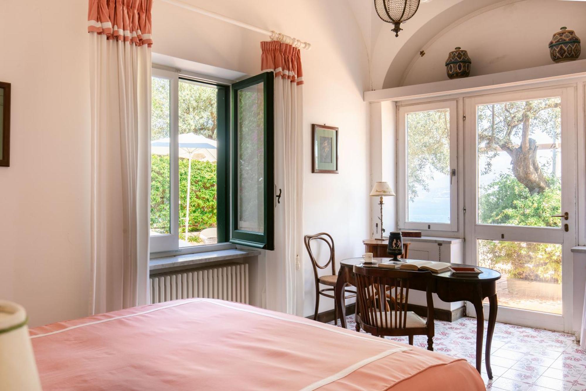 Ginestra By Elite